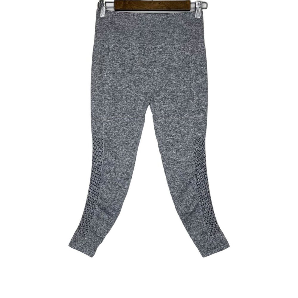 Fabletics NWT‎ Womens Grey Seamless High-Waisted Mesh 7/8 Leggings Size Medium